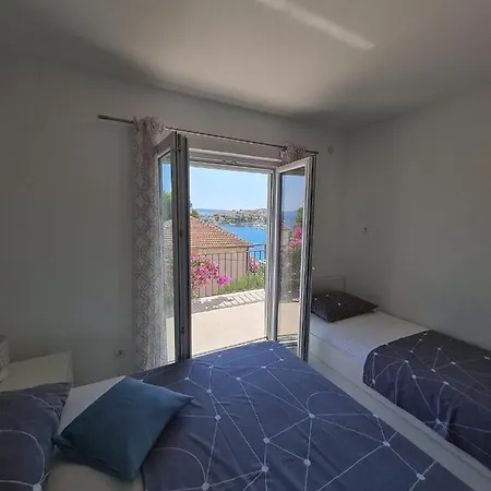 Apartmani Anna Trogir Exterior photo