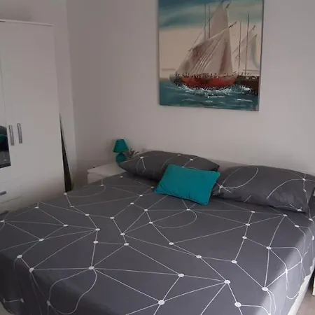 Apartmani Anna Trogir Exterior photo